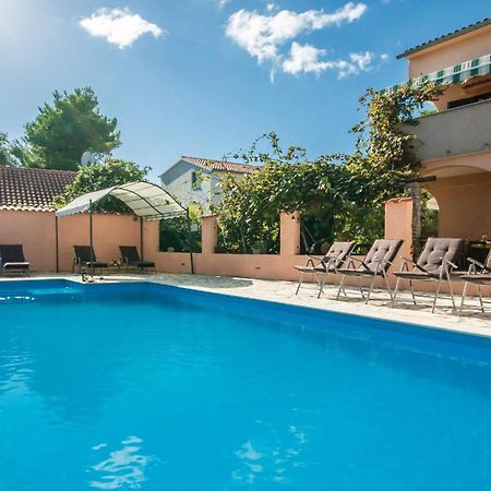 Awesome Apartment In Jadrija With Wifi Bagian luar foto