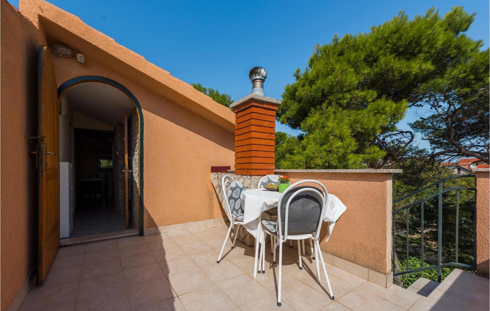 Awesome Apartment In Jadrija With Wifi Bagian luar foto