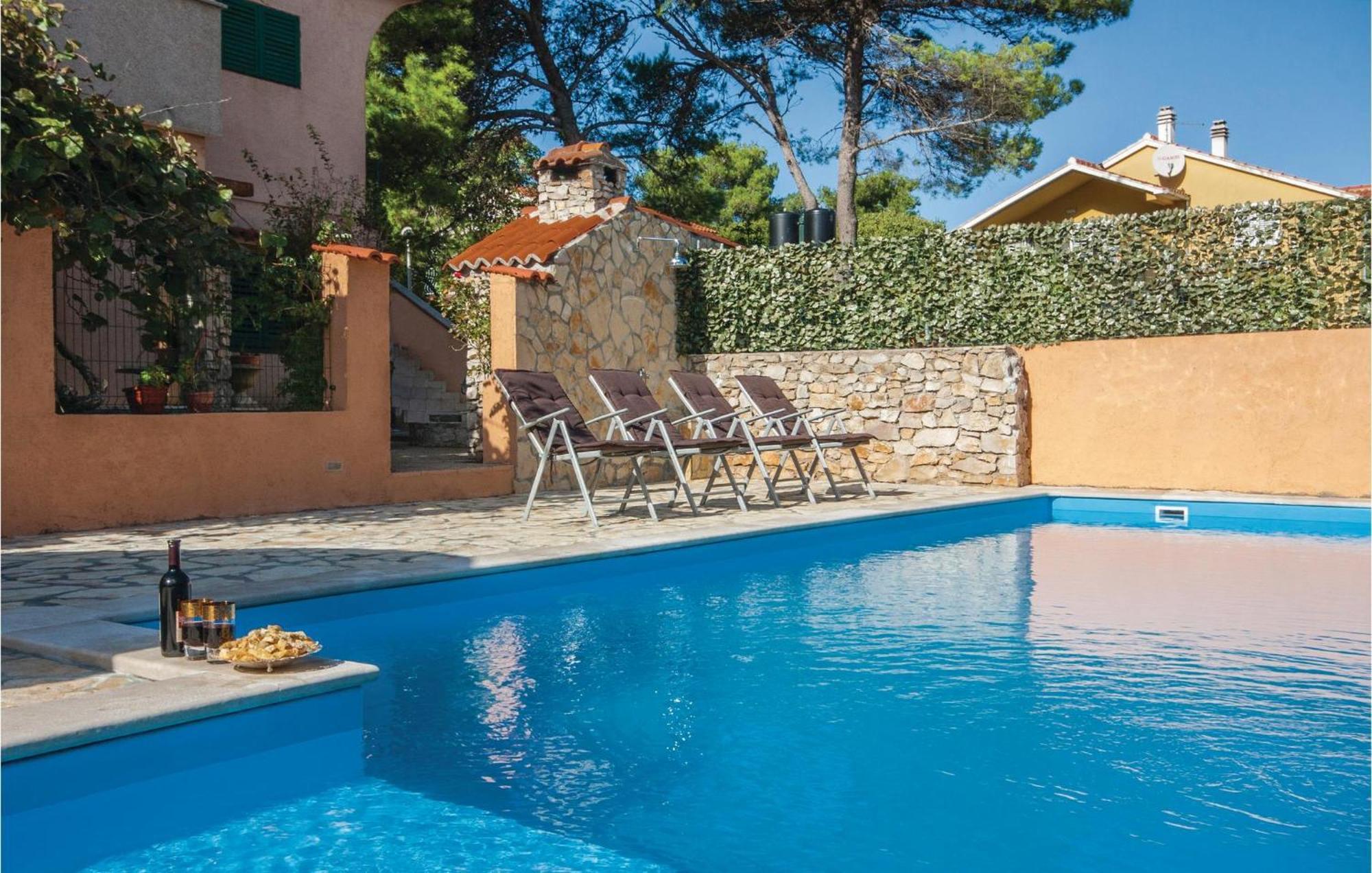 Awesome Apartment In Jadrija With Wifi Bagian luar foto